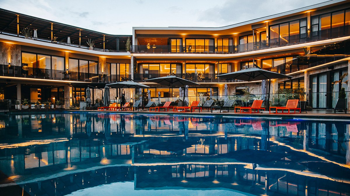 Rwandese Luxury - Image 7